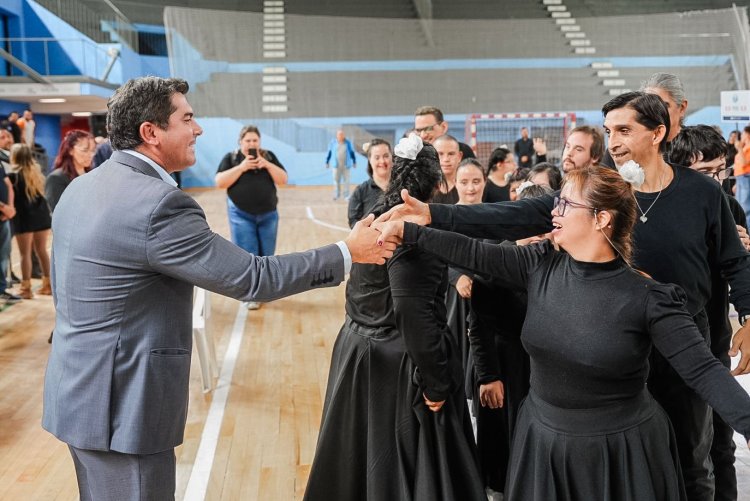 El gobernador participó de la apertura del Panamericano de Futsal de Sordos