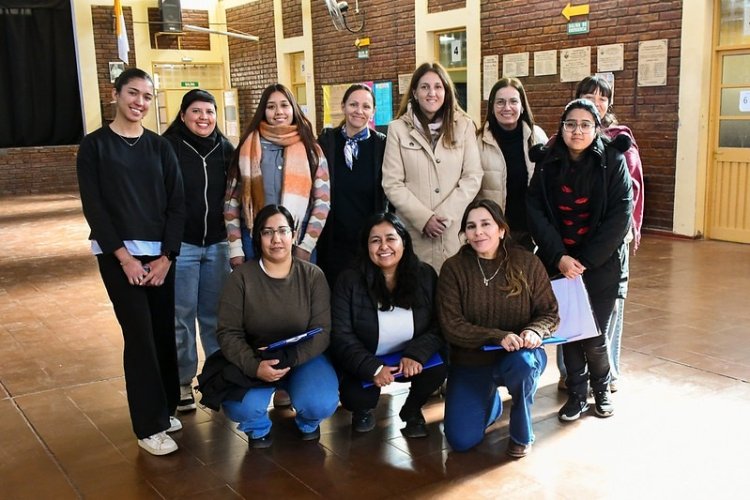 Comenzó a aplicarse un plan que busca detectar problemas emocionales en estudiantes secundarios