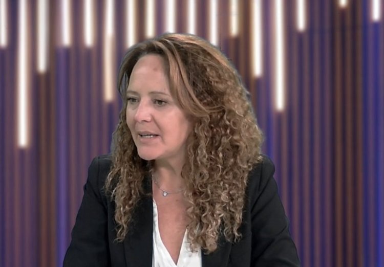 Renunció la secretaria Belen Barboza