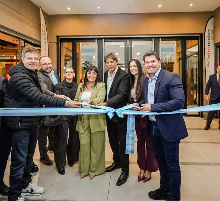 Orrego participó de la inauguración de un importante centro comercial en Chimbas y destacó la generación de puestos de trabajo