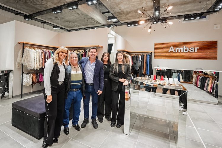 Orrego participó de la inauguración de un importante centro comercial en Chimbas y destacó la generación de puestos de trabajo