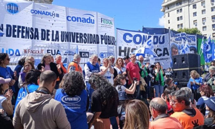 Docentes universitarios convocan a un paro de una semana: cómo será