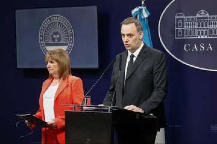 Patricia Bullrich le ganó de mano a Manuel Adorni y ya presentó su Declaración Patrimonial Jurada