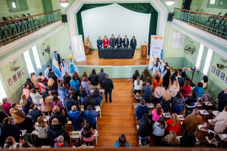 Capacitación docente en Jáchal: el vicegobernador destacó el rol de la educación y el trabajo en equipo