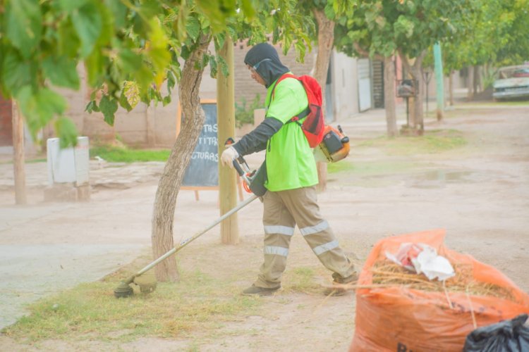 Miodowsky transforma los servicios de Rivadavia con un histórico despliegue en las calles