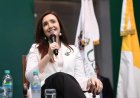 Victoria Villarruel se diferenció de Milei y saludó a los periodistas en su día