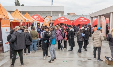 Más de 2400 personas hicieron trámites y consultas en el San Juan Cerca en Chimbas