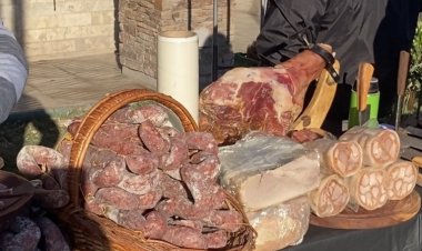 *Presentación de la 3° Fiesta del Pan y la Semita y de la Fiesta Provincial del Carneo Español