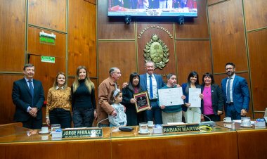 La Legislatura distinguió a Ciudadanos Ilustres y Personalidades Destacadas de San Juan