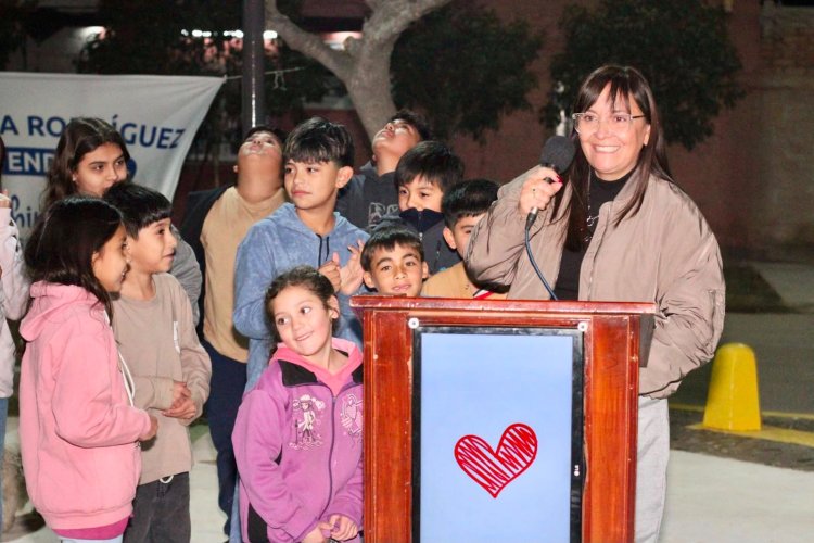 Chimbas inauguró la nueva plaza de los lotes hogares N 8 Y 15