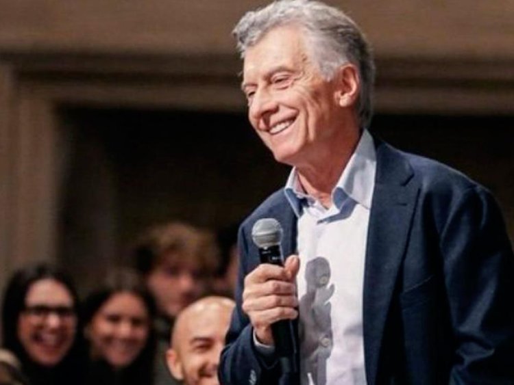 Mauricio Macri defendió la libertad de prensa y profundizó la distancia oficial