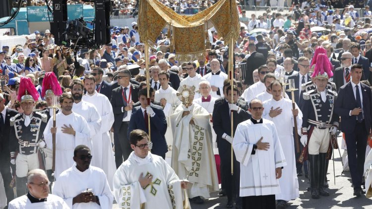 León XIV convocó a medio millón de jóvenes en una impactante visita a Madrid