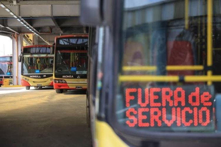 La UTA le reclamó a Luis Caputo una urgente recomposición salarial para los choferes