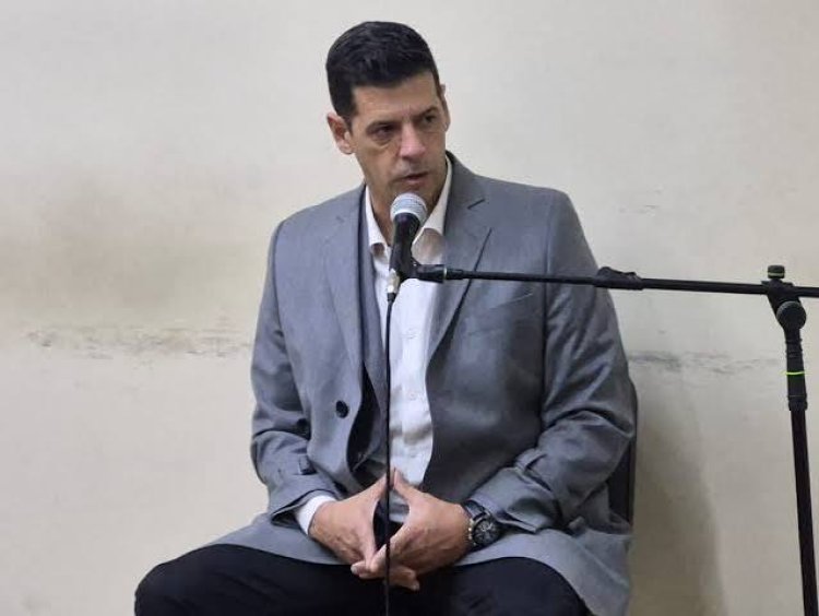Vallejos, imputado por lesiones leves y tenencia ilegal de arma