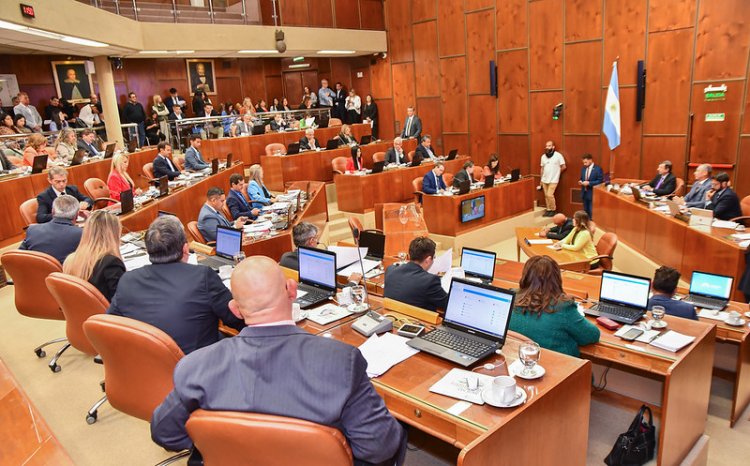 San Juan envía a la Legislatura la Ley de Desarrollo Local Minero para que el crecimiento minero llegue a cada familia sanjuanina