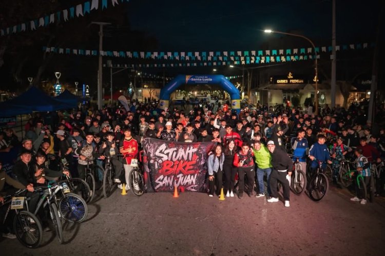 Exitosa presentación del Stunt Bike en Santa Lucía