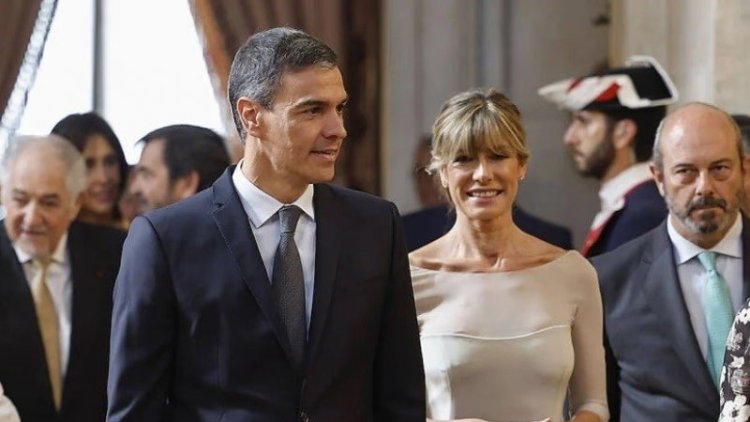 En España envían a juicio a la esposa de Pedro Sánchez por corrupción
