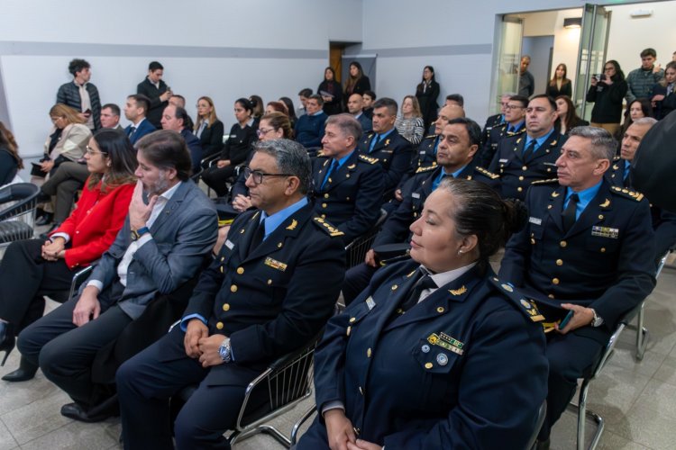 Se presentó la comisión para unificar criterios de actuación entre abogados y Fuerzas de Seguridad