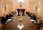 Milei encabezó una nueva reunión de equipo, la primera con Santilli como jefe de Gabinete