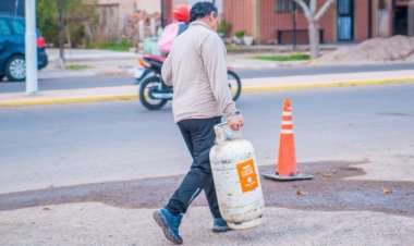 Vecinos de Albardón, Iglesia, 25 de Mayo, Ullum y Valle Fértil reciben la Garrafa Hogar