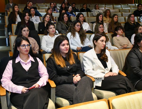 La formación pediátrica reunió a especialistas y residentes en una jornada científica
