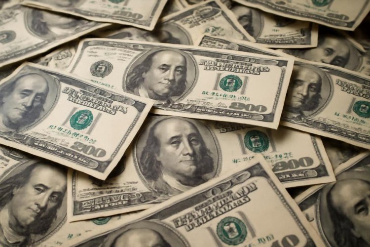 El dólar frenó las subas luego de cinco jornadas consecutivas