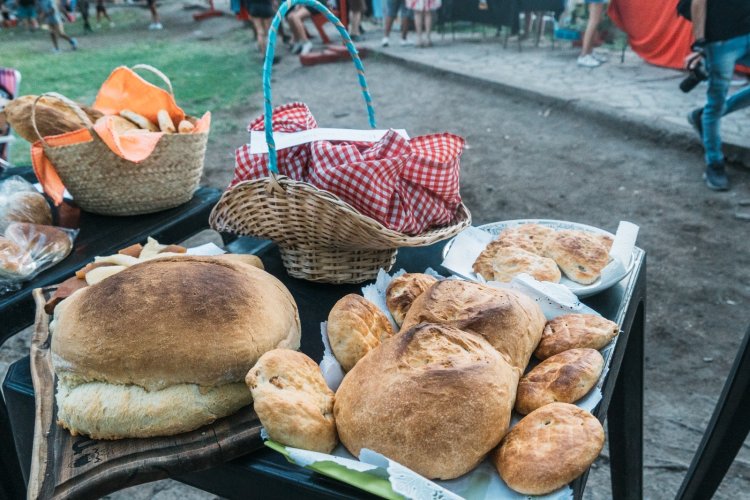 La Fiesta del Pan y la Semita vuelve este domingo con un desafío histórico: cocinar la Semita Más Grande del Mundo