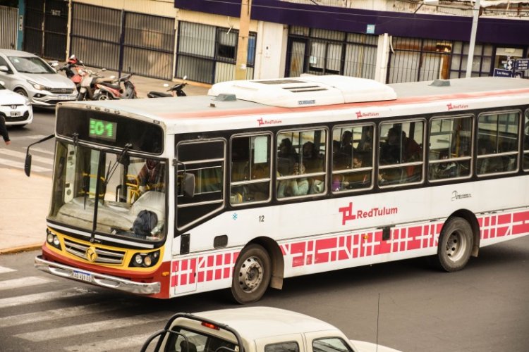 Recomiendan revisar las aplicaciones de transporte público por el receso invernal