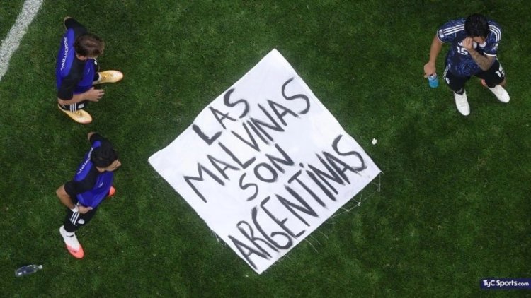 Reino Unido pide a la FIFA investigar a Argentina por la bandera de las Islas Malvinas