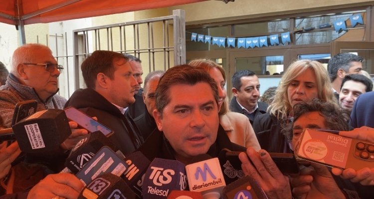 Orrego viajará al exterior para presentar los bonos ante inversores internacionales