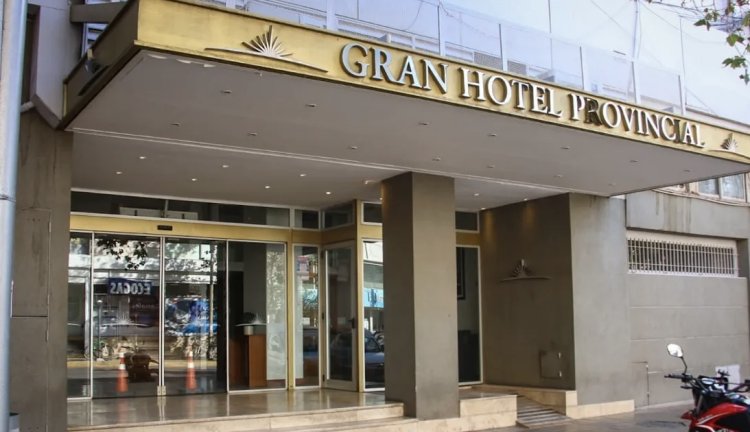 Dos empresas compiten por la concesión del Hotel Provincial