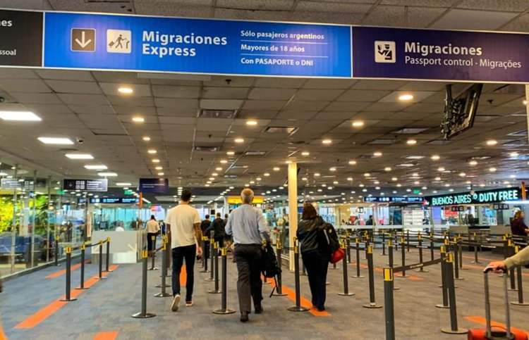 Vuelos cancelados y desviados en el aeropuerto de Mendoza