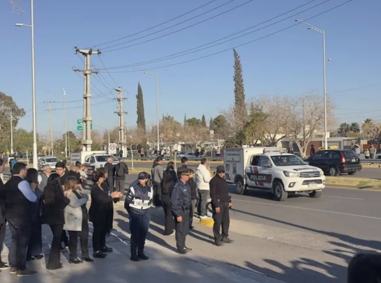 Dolor y silencio: llegaron los cuerpos de las víctimas de la tragedia de Valle Fértil a la Morgue Judicial