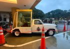 Más de 3.000 personas visitaron el Papamóvil de Juan Pablo II durante su exhibición en el ACA