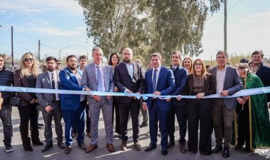 Orrego anunció el inicio de la repavimentación de calle Sargento Cabral entre Paula Albarracín y Calívar