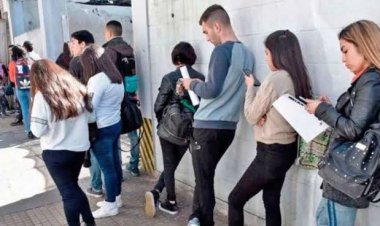 Solo el 14% de los jóvenes accede a un trabajo formal