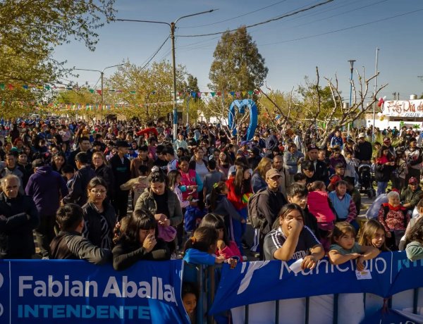 Pocito sigue celebrando el Mes del Niño con juegos, chocolate y muchos sorteos