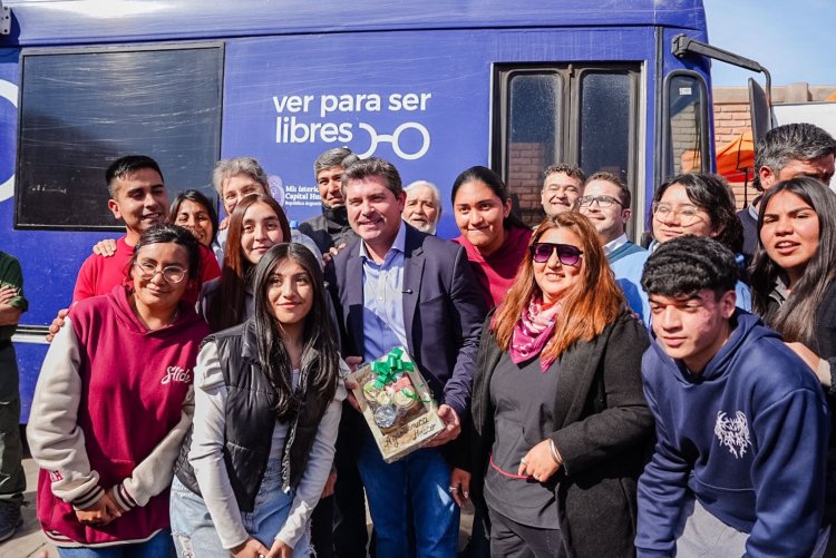 Orrego recorrió el San Juan Cerca y acompañó a vecinos de Huaco