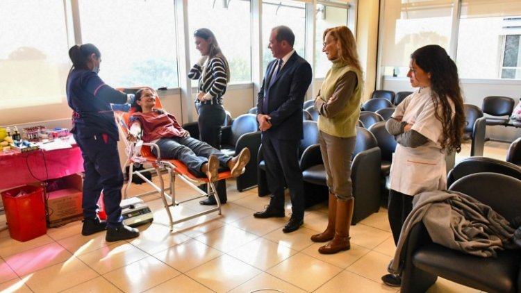 Salud impulsa una campaña de donación de sangre ministerio por ministerio
