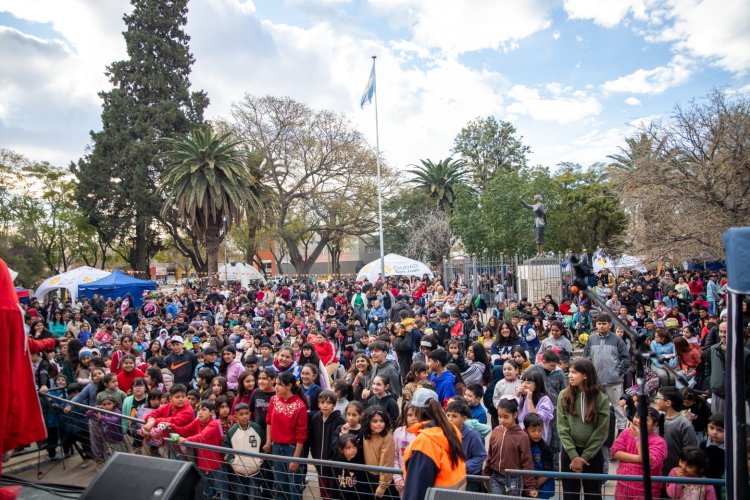 PlazAventura reunió a 1500 chicos para festejar el Día del Niño en Capital