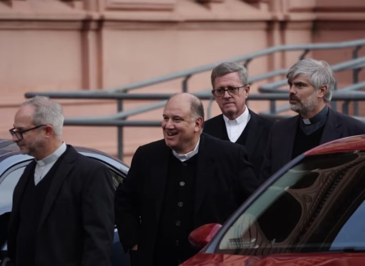 Comenzó la reunión entre Karina Milei y la Iglesia para ajustar detalles de la visita del Papa