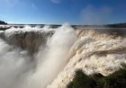 Cerraron la Garganta del Diablo en las Cataratas del Iguazú en medio de un alerta por crecida del río