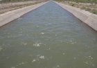Cayó a un canal en Angaco y un policía logró rescatarlo