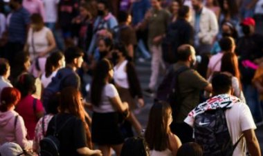 Más del 50% de los argentinos pertenece a la clase baja, con un salario promedio de $1 millón