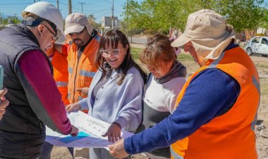 La intendenta Rodríguez recorrió las obras de la nueva plaza del Loteo Santa Isabel en Chimbas