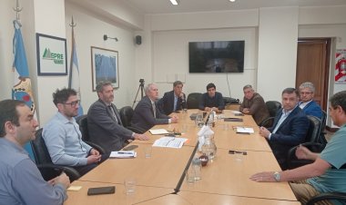 El EPRE y el Comité de Crisis coordinan acciones para garantizar disponibilidad operativa inmediata de las distribuidoras eléctricas