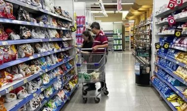 El consumo de las familias sigue en caída libre y en agosto se contrajo otro 1,1%