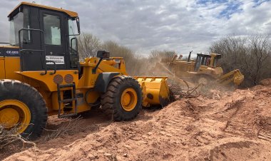 Hidráulica avanza con el encauzamiento del río Bermejo para mitigar el riesgo de ingreso de agua al pueblo
