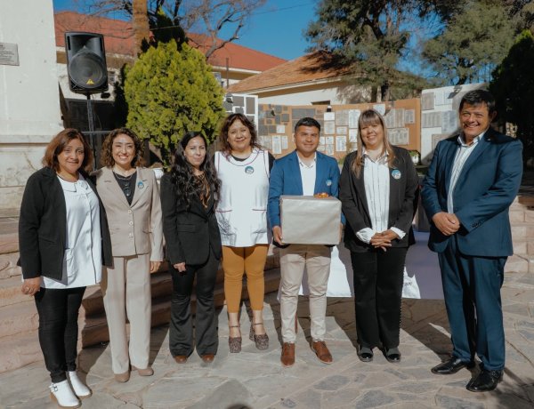Jáchal participó del acto aniversario de la Escuela Normal Superior Fray Justo Santa María de Oro