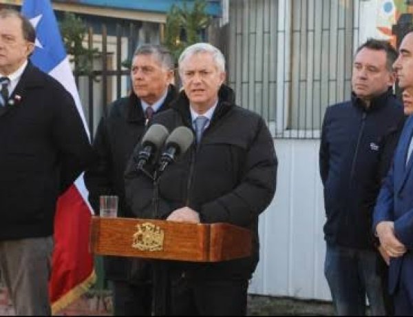 José Antonio Kast reafirmó la soberanía de Chile sobre el estrecho de Magallanes